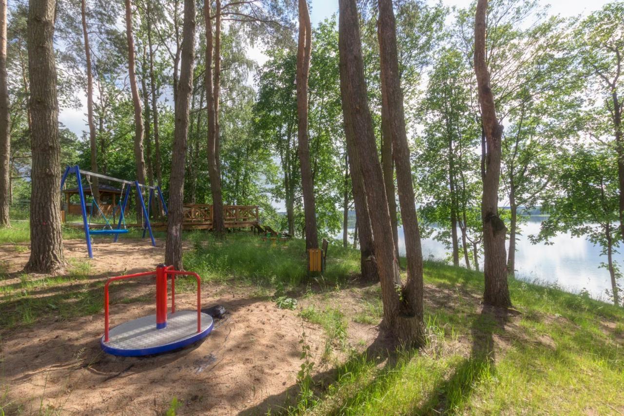 Apartament Przy Jeziorze Nr 2 オルシュティン エクステリア 写真